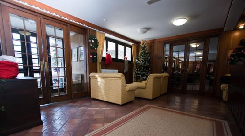 Hotel Ski Club I Cavalieri Rta Сестриере Экстерьер фото