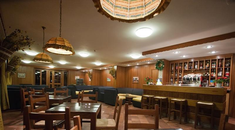 Hotel Ski Club I Cavalieri Rta Сестриере Экстерьер фото