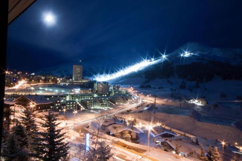 Hotel Ski Club I Cavalieri Rta Сестриере Экстерьер фото